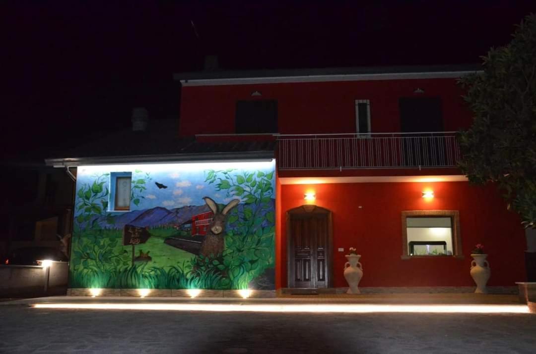 Bed and Breakfast La Tana Delle Lepri Morolo Экстерьер фото